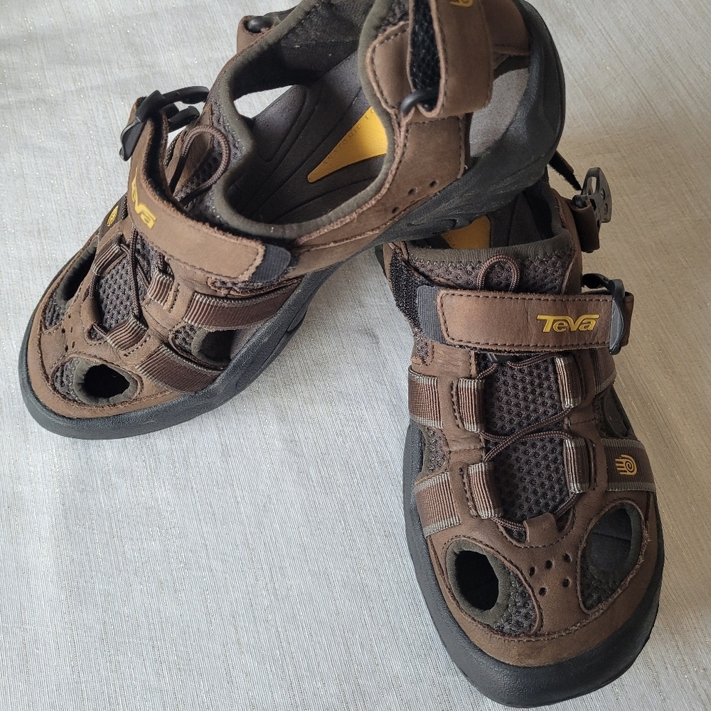 Teva Mens Brown Hook-and-Loop Closed-Toe Sandals Size 8